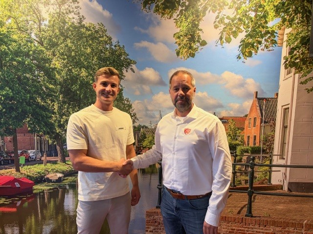 Promoplace kleedt ook het bestuur van FC Rijnvogels