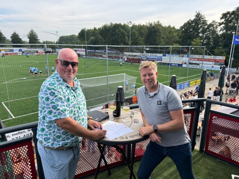 PMC Groep verlengt sponsorschap met FC Rijnvogels