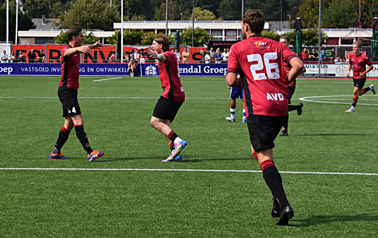 Eclatante zege voor de Vogels