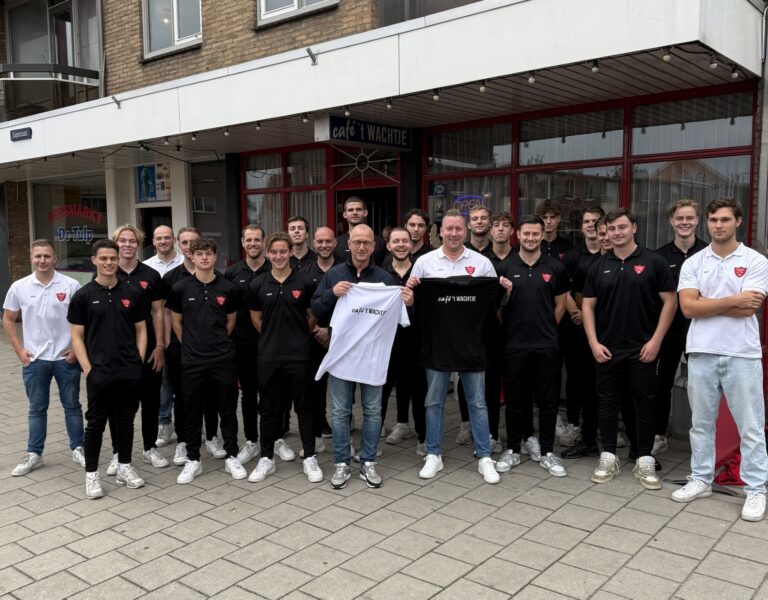 FC Rijnvogels 2 in het nieuw!