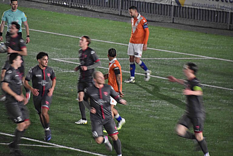 RBC en FC Rijnvogels in evenwicht