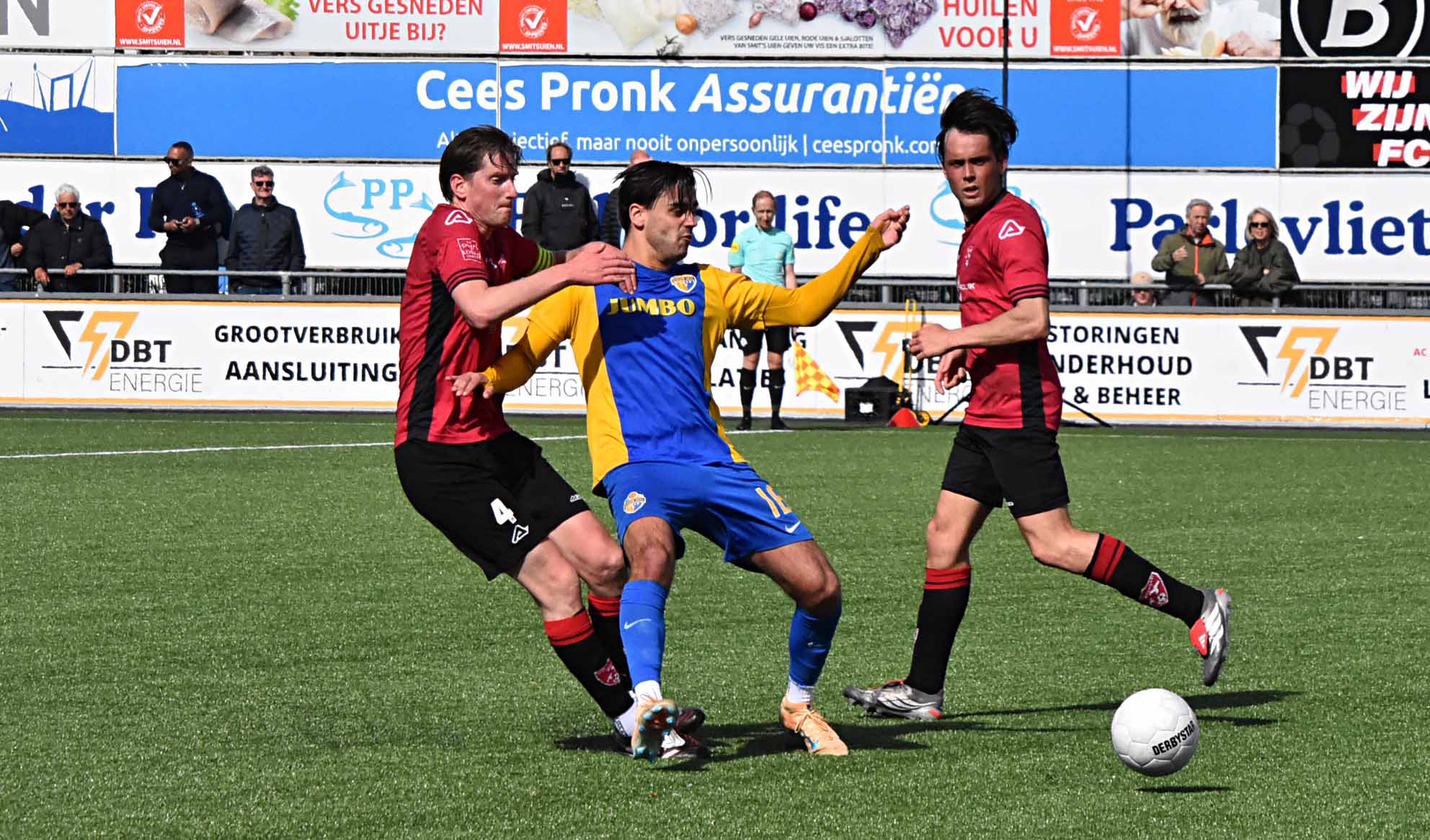 Mooi affiche FC Lisse – FC Rijnvogels