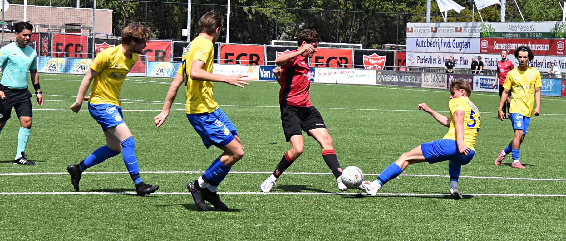 Tweede sluit af met overwinning en speelt nacompetitie