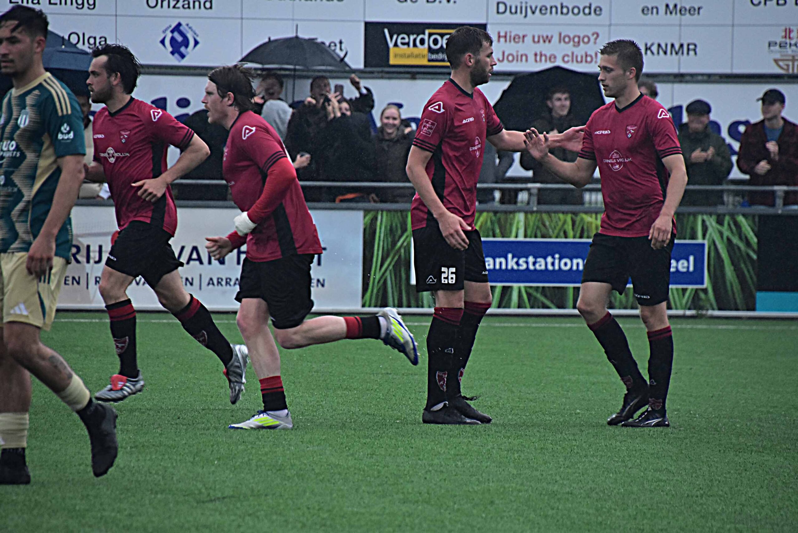 FC Rijnvogels blijft ongeslagen